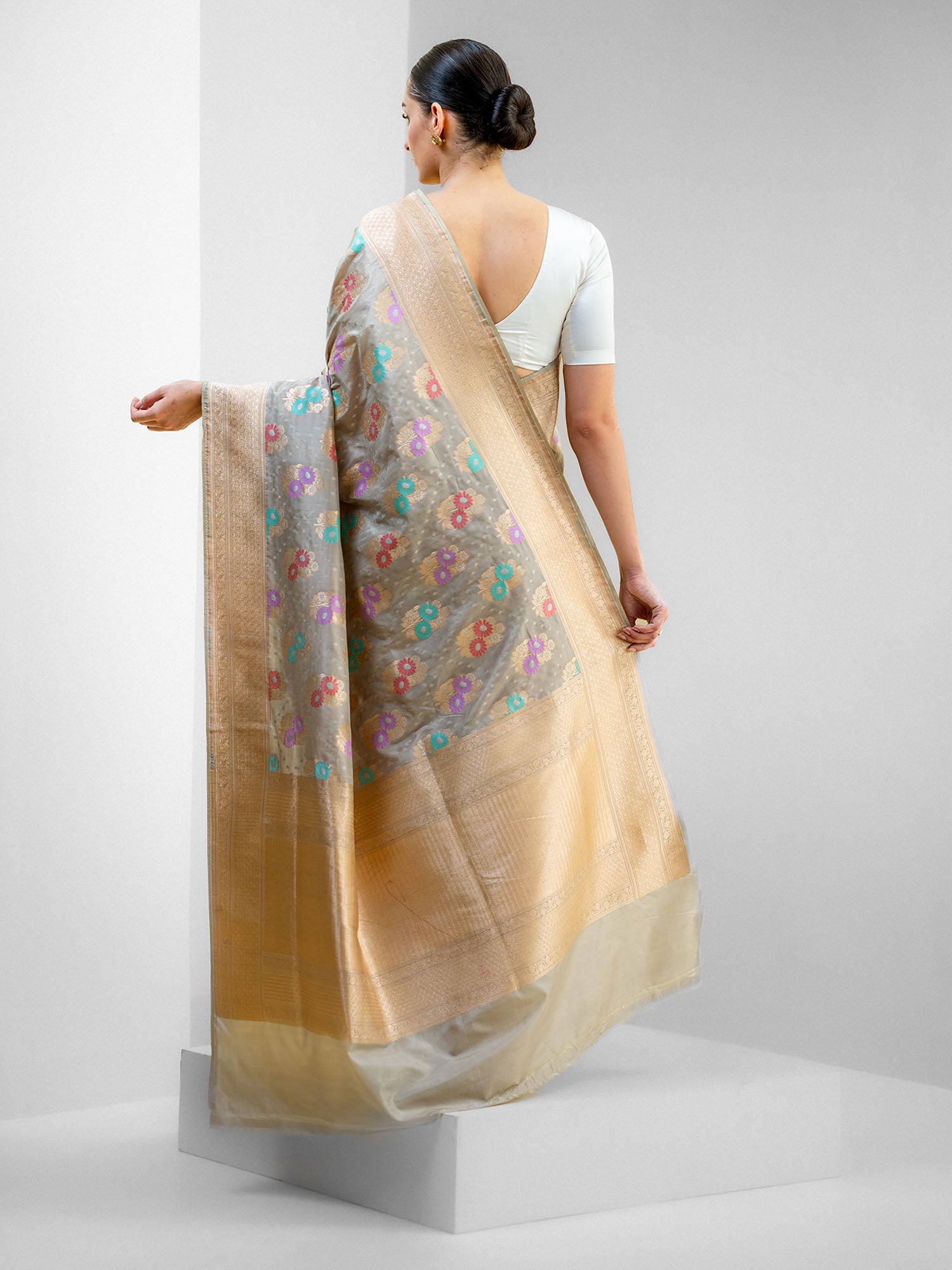 Grey Meenakari Katan Silk Handloom Banarasi Saree - Sacred Weaves