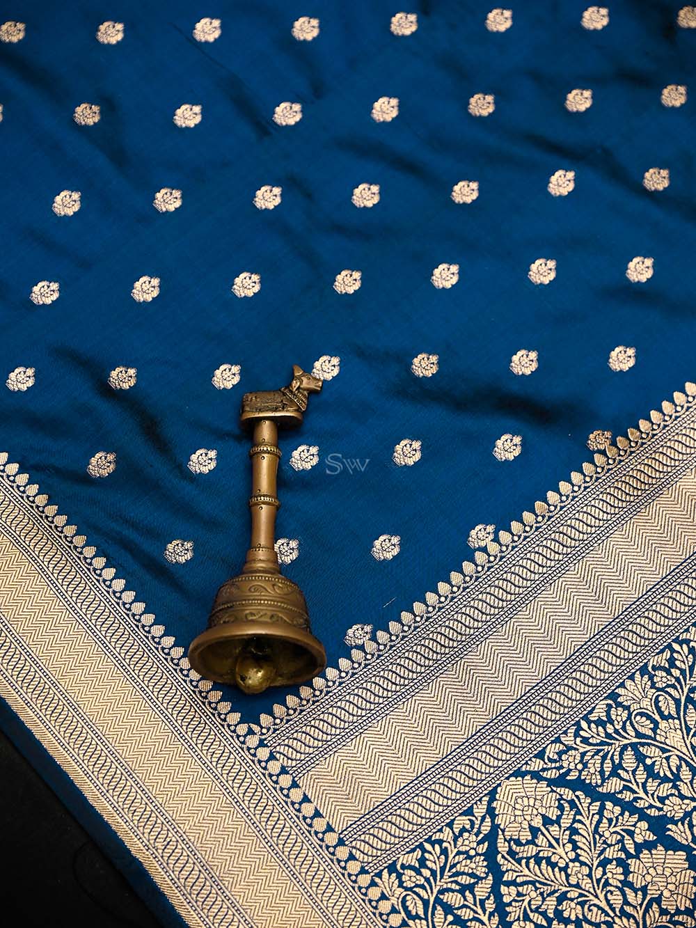 Midnight Blue Booti Katan Silk Uppada Handloom Banarasi Saree - Saced Weaves