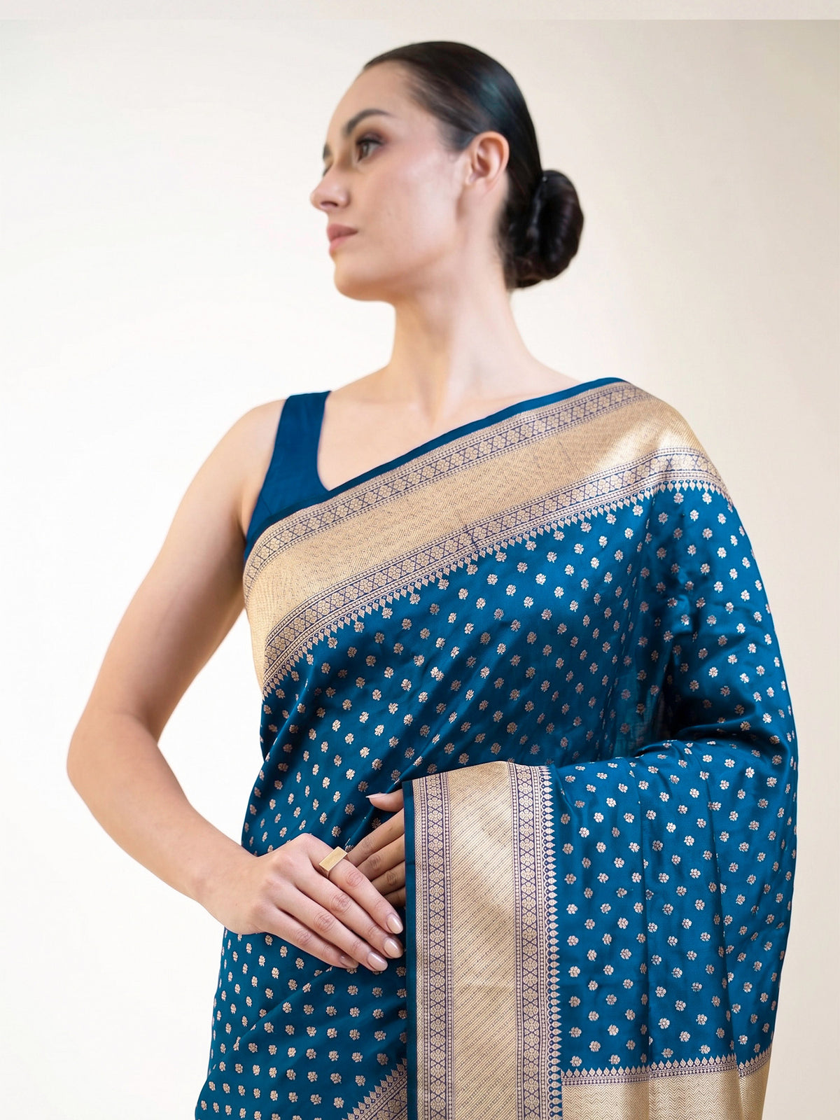 Midnight Blue Booti Katan Silk Uppada Handloom Banarasi Saree - Sacred Weaves