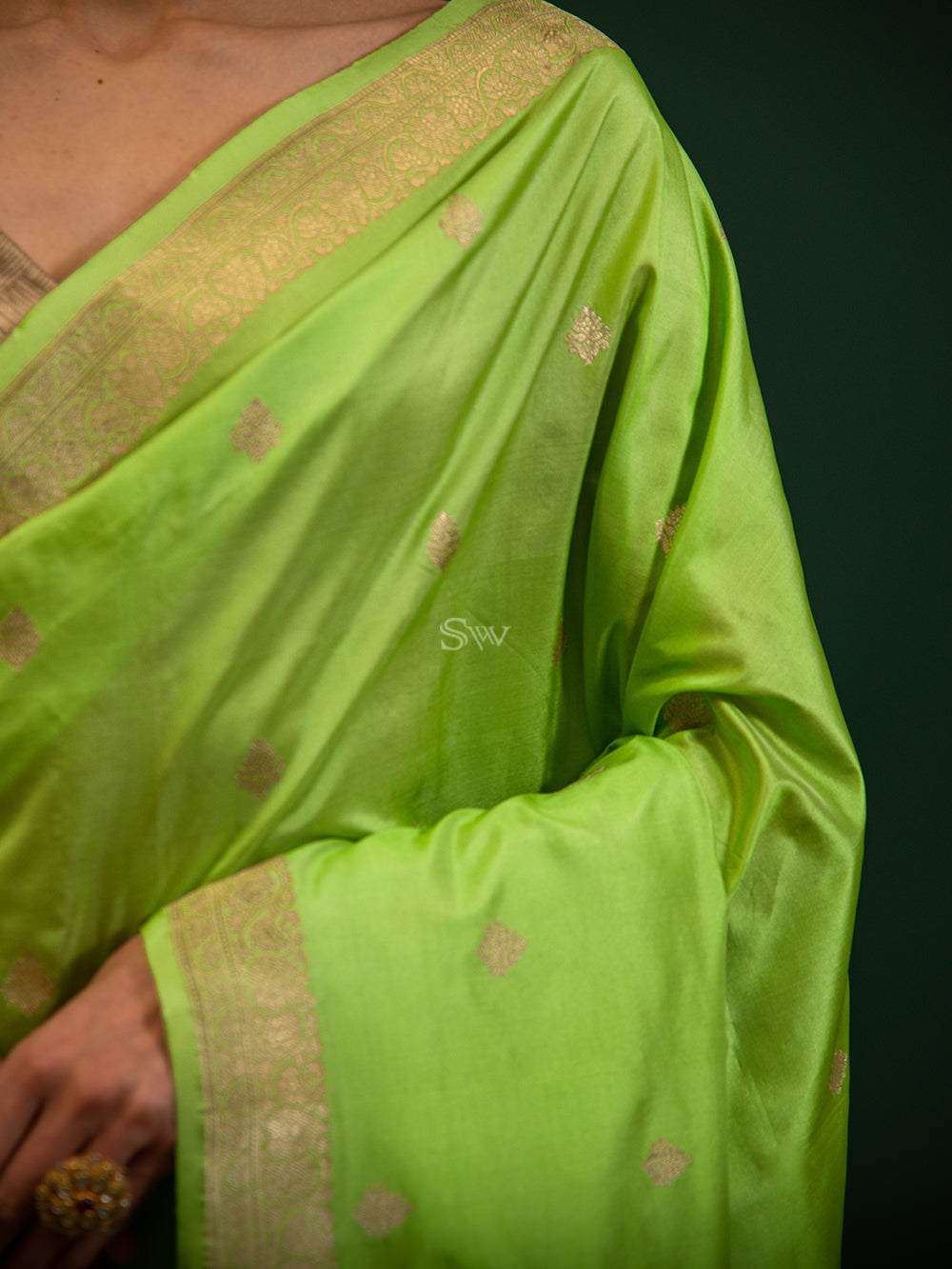Green Booti Katan Silk Handloom Banarasi Saree - Sacred Weaves