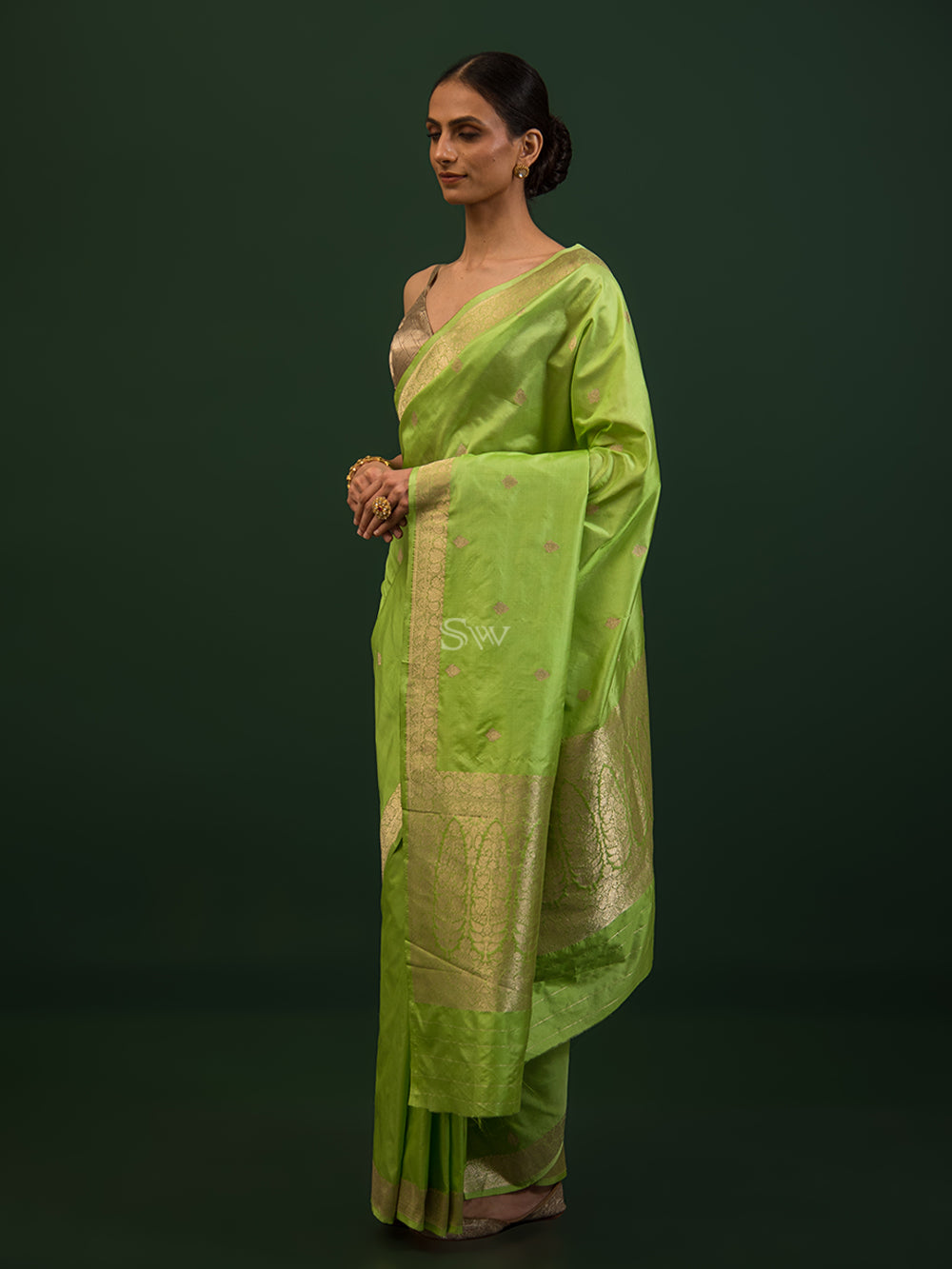 Green Booti Katan Silk Handloom Banarasi Saree - Sacred Weaves