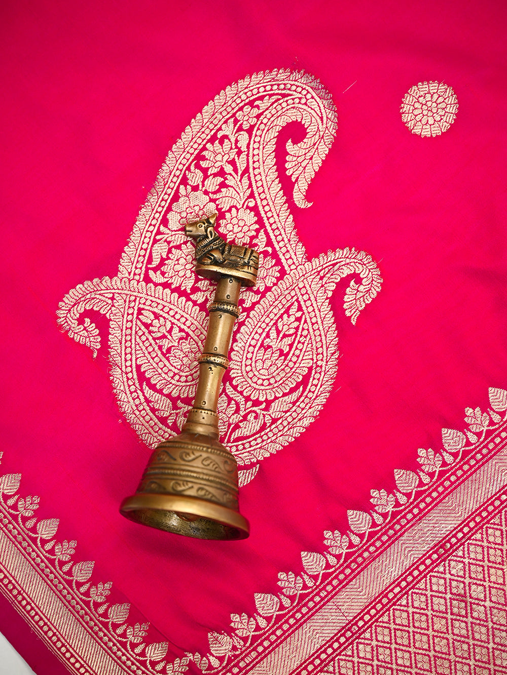 Dark Pink Konia Katan Silk Handloom Banarasi Saree - Sacred Weaves