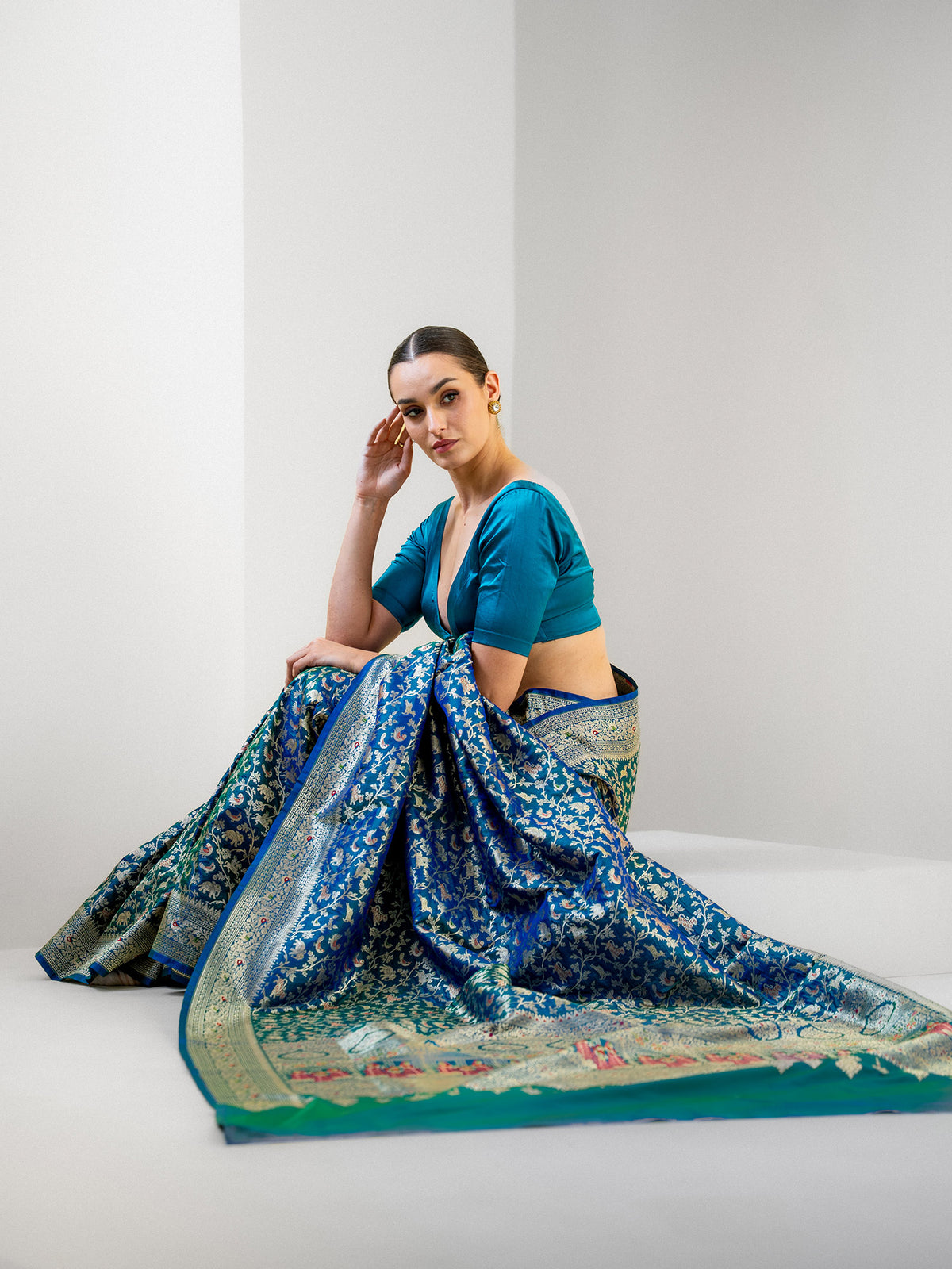 Blue Green Shikargah Katan Silk Handloom Banarasi Saree - Sacred Weaves