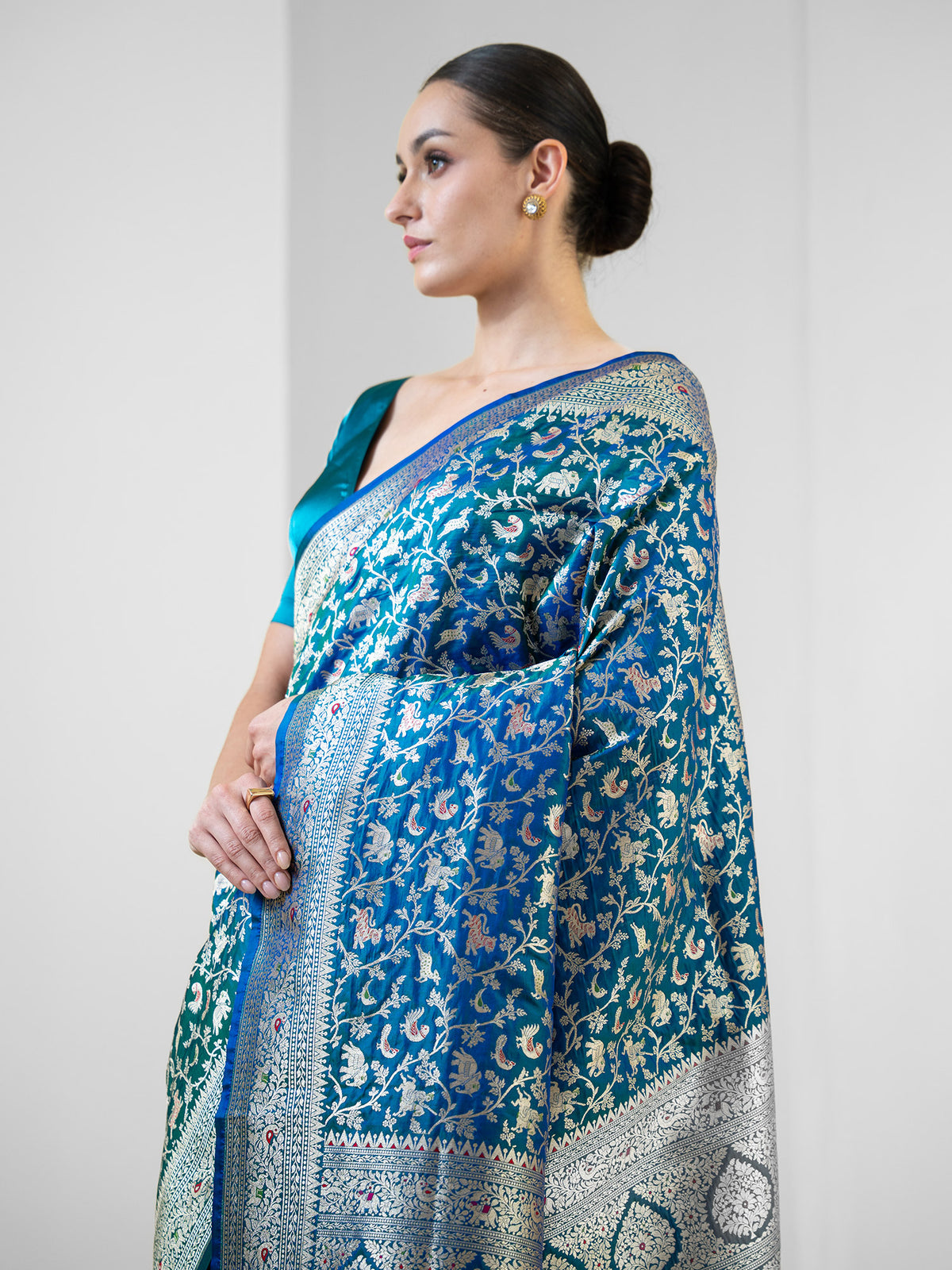 Blue Green Shikargah Katan Silk Handloom Banarasi Saree - Sacred Weaves