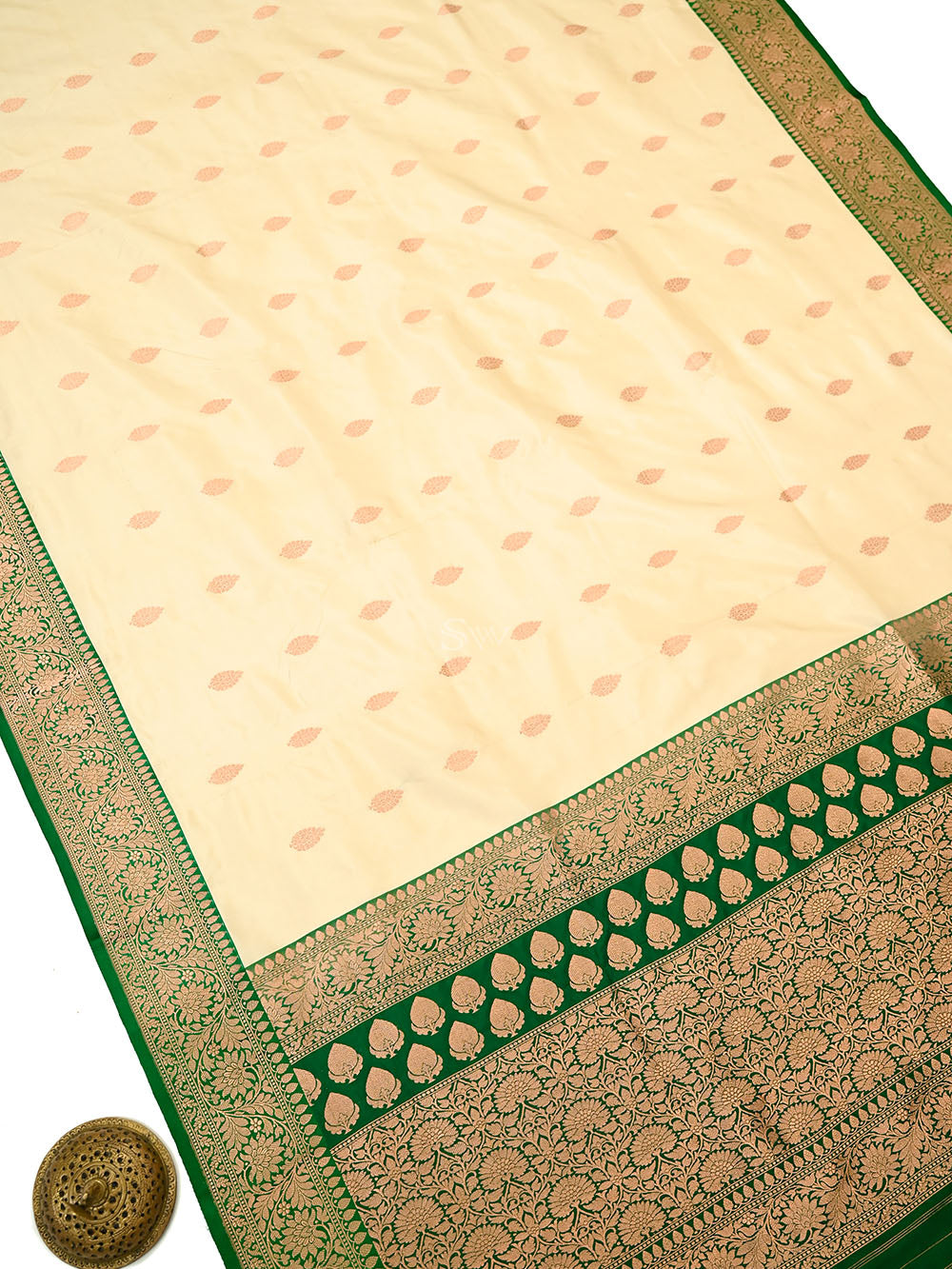 Cream Booti Katan Silk Handloom Banarasi Saree - Sacred Weaves
