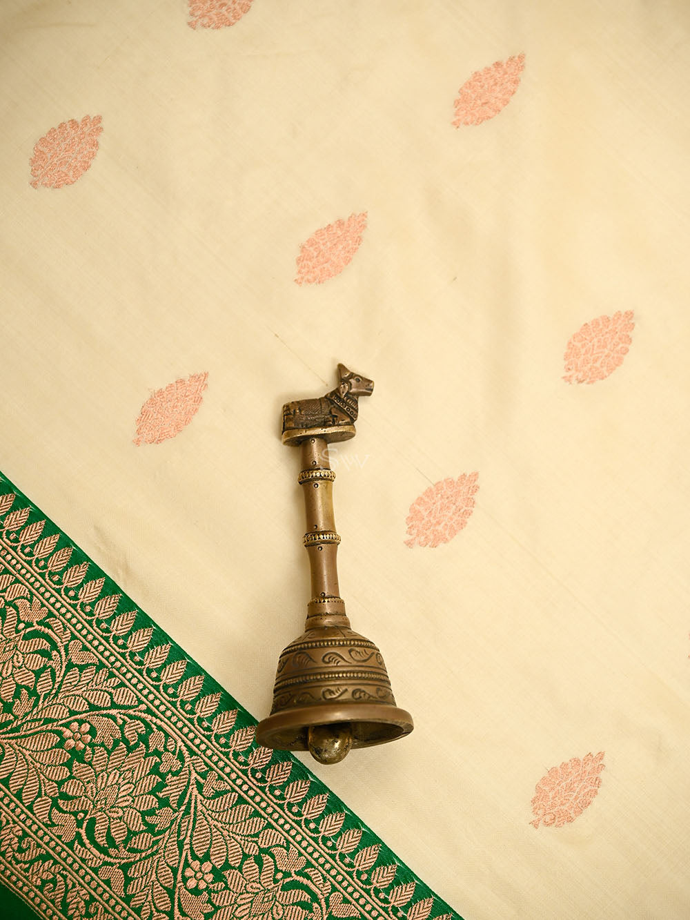 Cream Booti Katan Silk Handloom Banarasi Saree - Sacred Weaves
