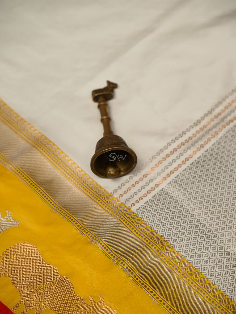 Off White Satin Silk Handloom Banarasi Saree