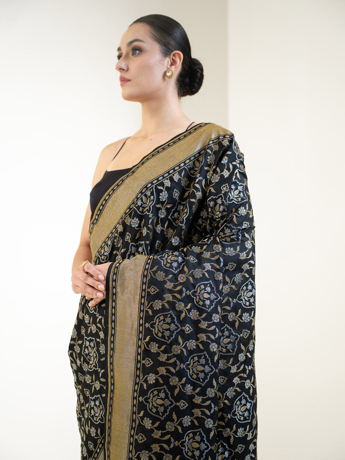 Black Sona Roopa Jaal Katan Silk Handloom Banarasi Saree - Sacred Weaves