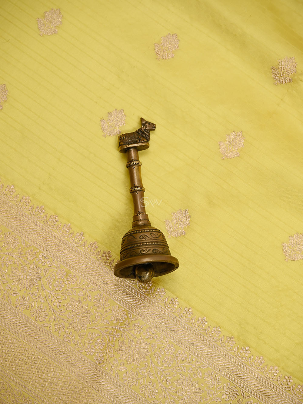 Light Yellow Booti Katan Silk Handloom Banarasi Saree - Sacred Weaves