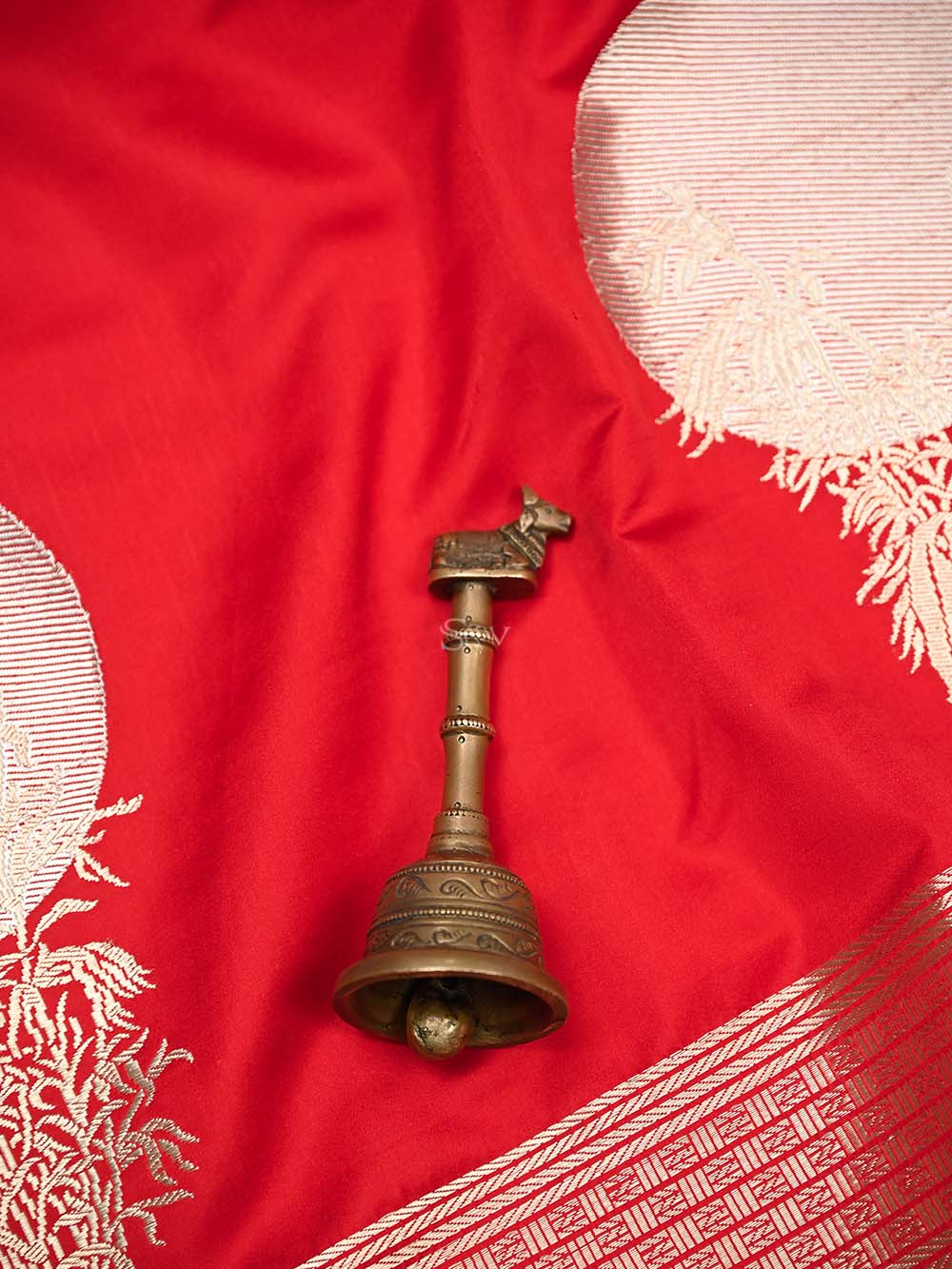 Red Plain Satin Silk Handloom Banarasi Saree - Sacred Weaves