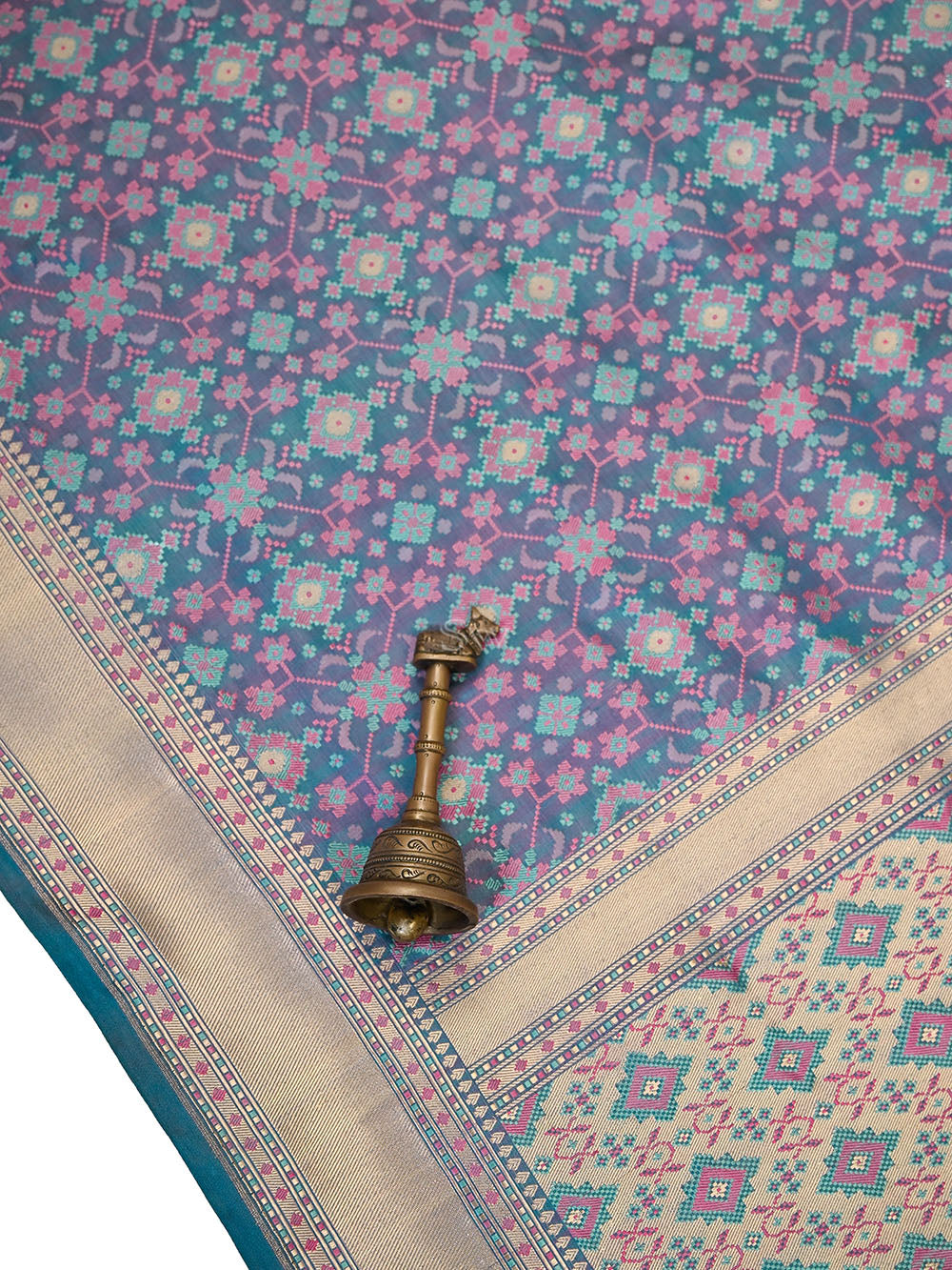Blueish Grey Geometric Tanchoi Silk Handloom Banarasi Saree - Sacred Weaves