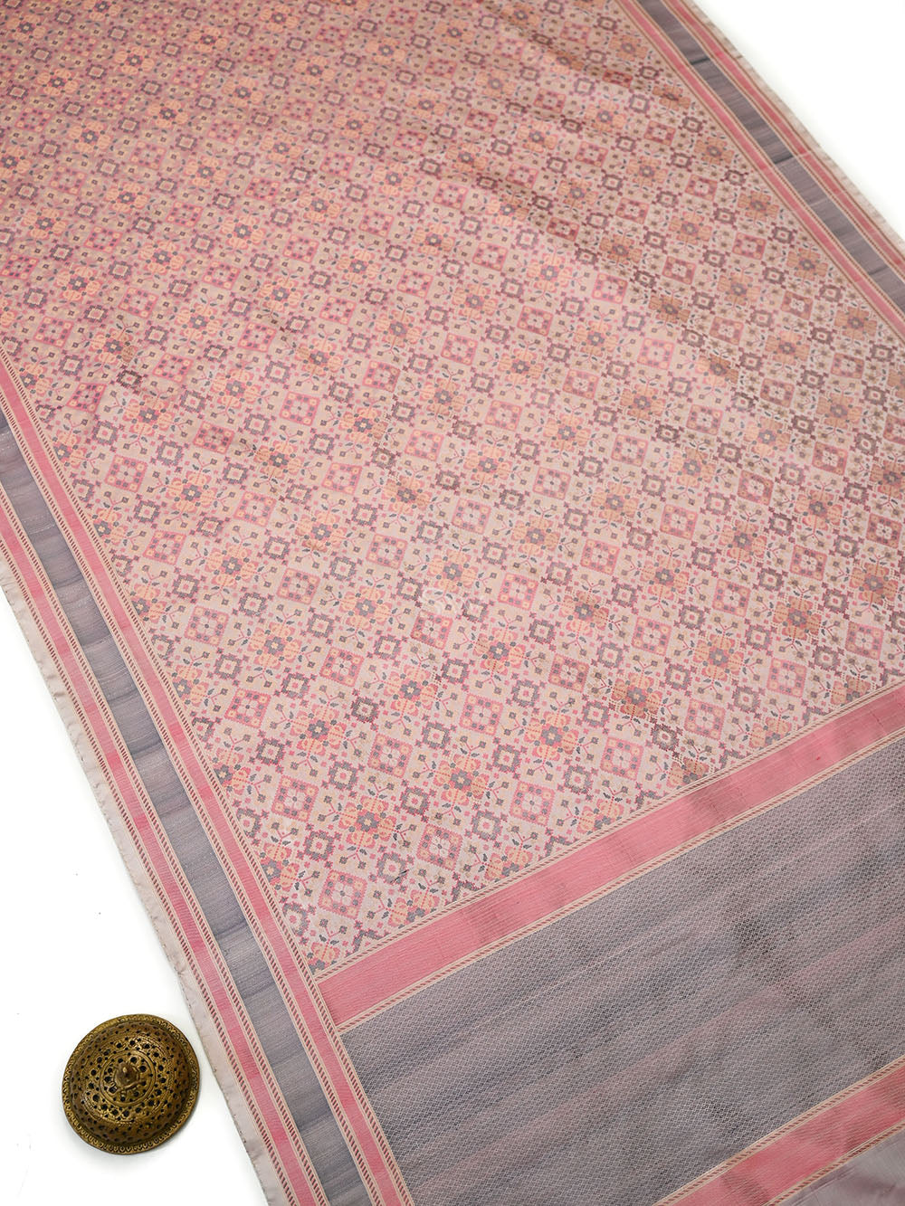 Beige Floral Tanchoi Silk Handloom Banarasi Saree - Sacred Weaves