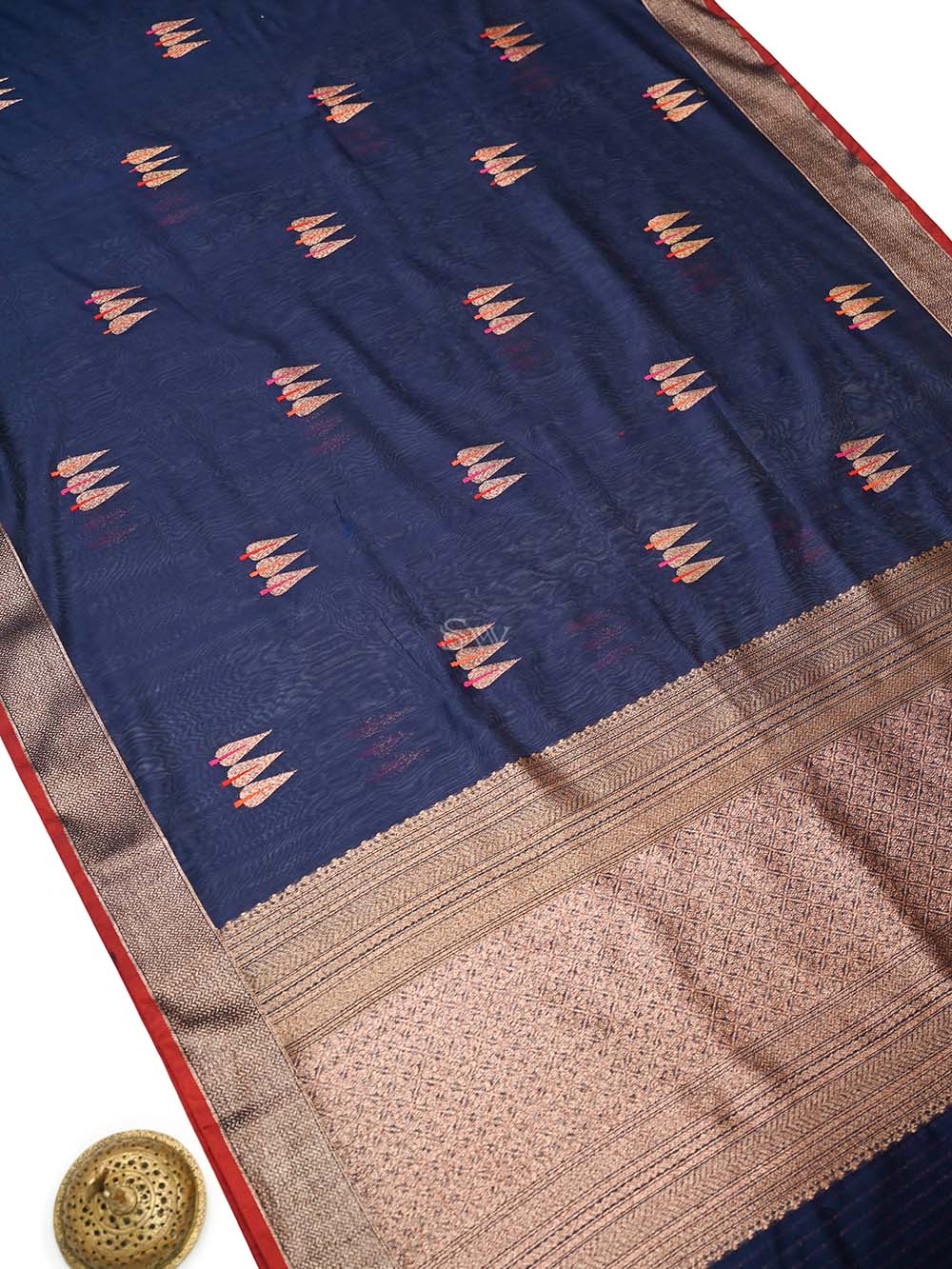 Navy Blue Booti Chanderi Silk Handloom Banarasi Saree - Sacred Weaves
