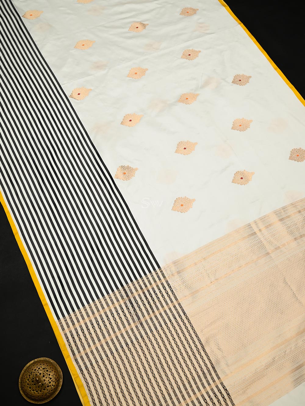White Booti Satin Silk Handloom Banarasi Saree - Sacred Weaves