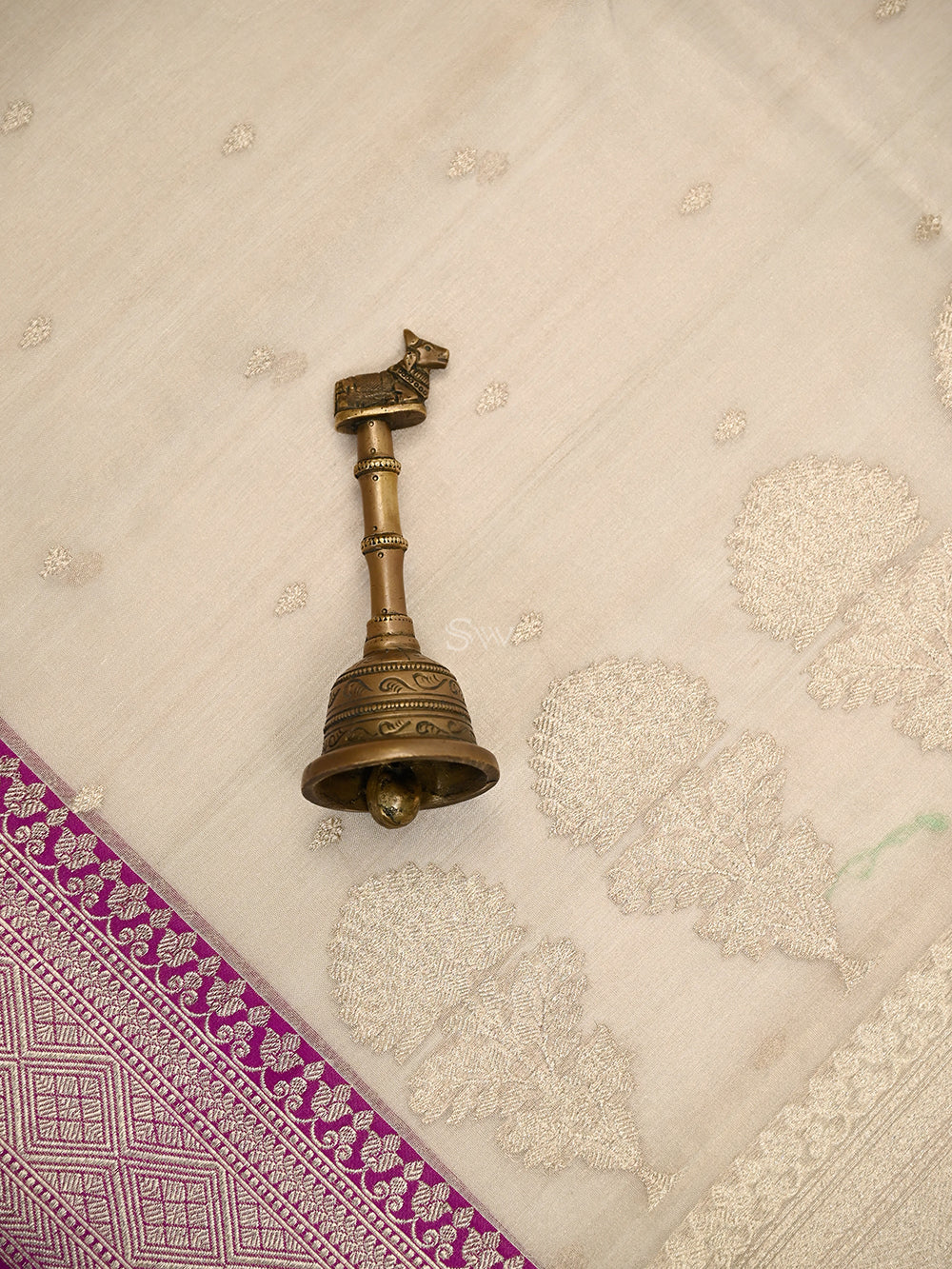 Beige Booti Organza Tissue Silk Handloom Banarasi Saree