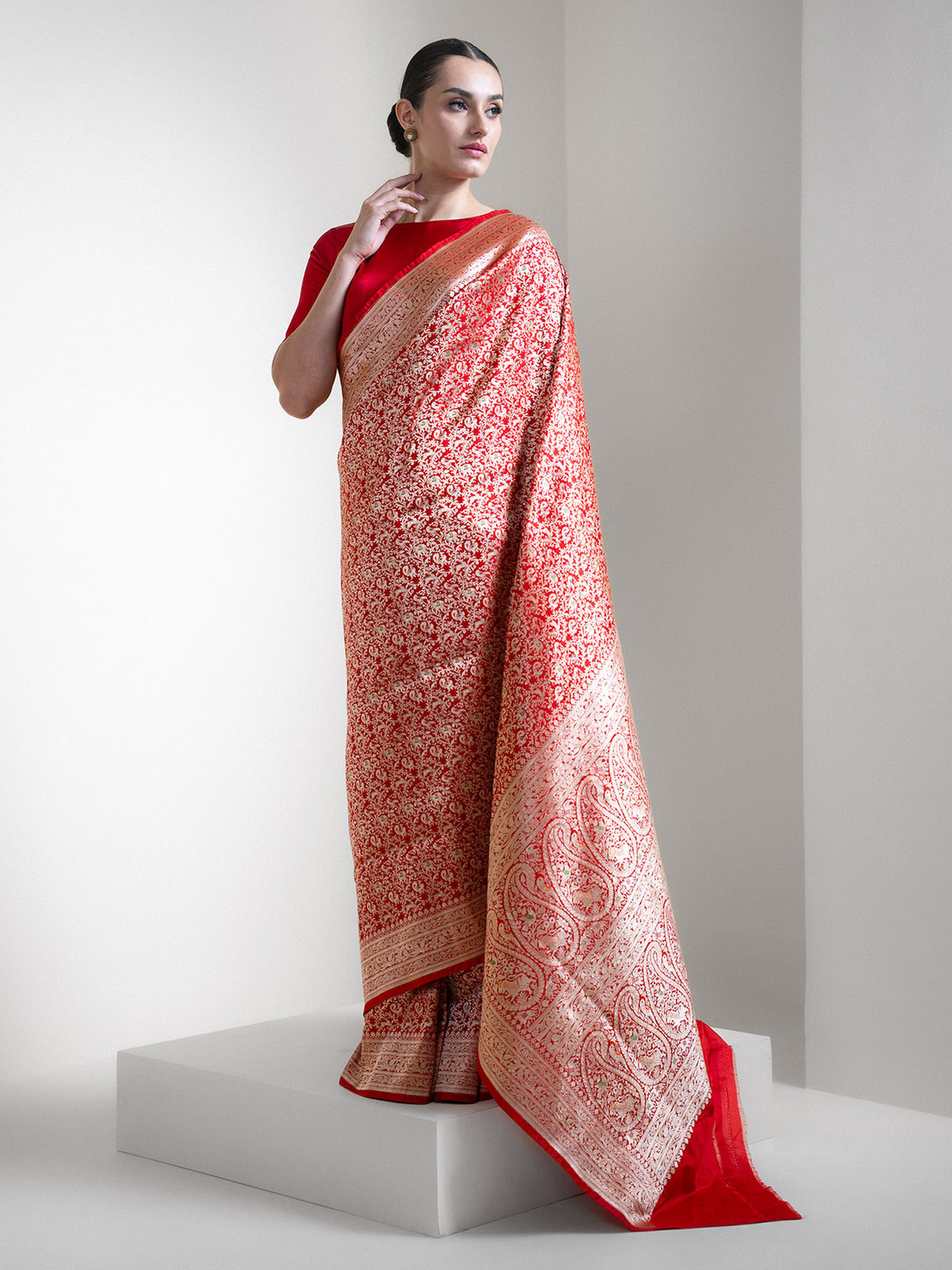 Red Shikargah Katan Silk Handloom Banarasi Saree - Sacred Weaves
