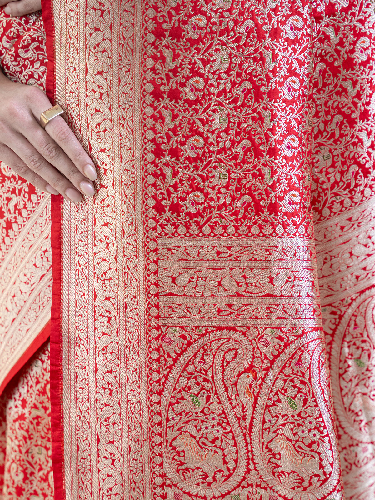 Red Shikargah Katan Silk Handloom Banarasi Saree - Sacred Weaves