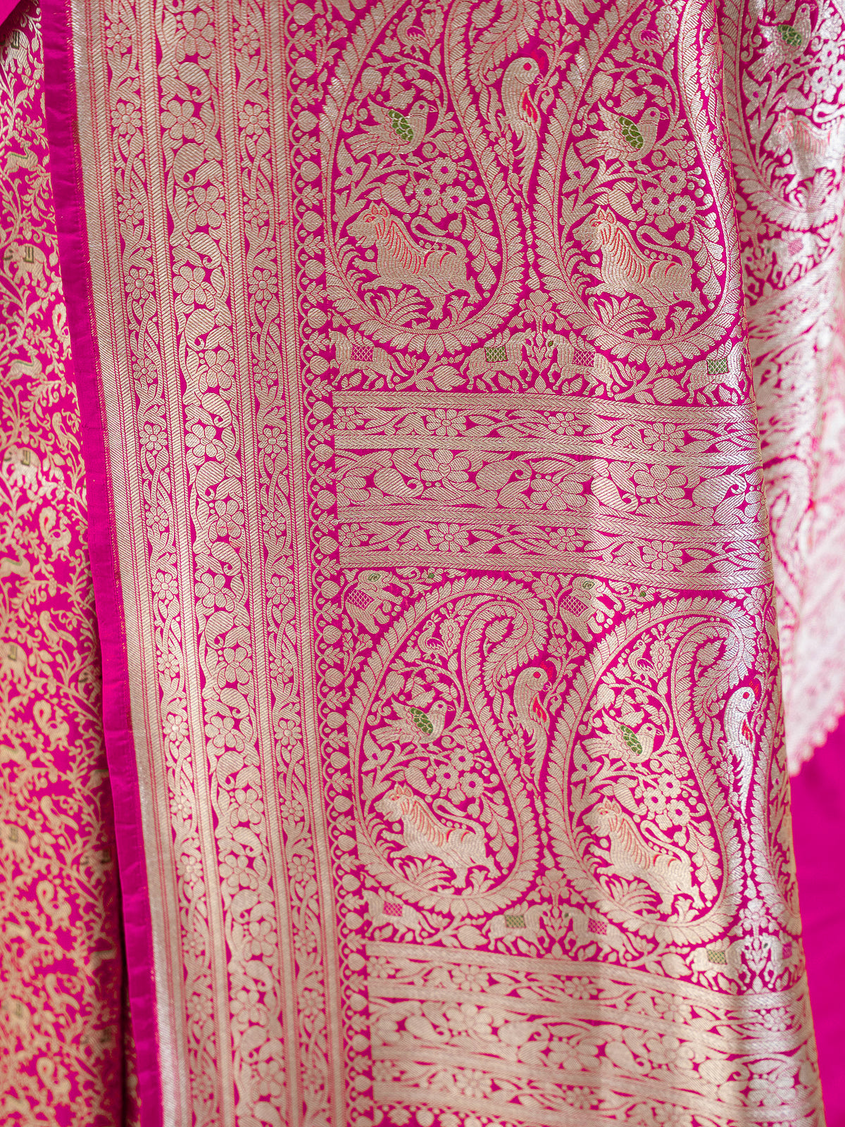 Dark Pink Shikargah Katan Silk Handloom Banarasi Saree - Sacred Weaves