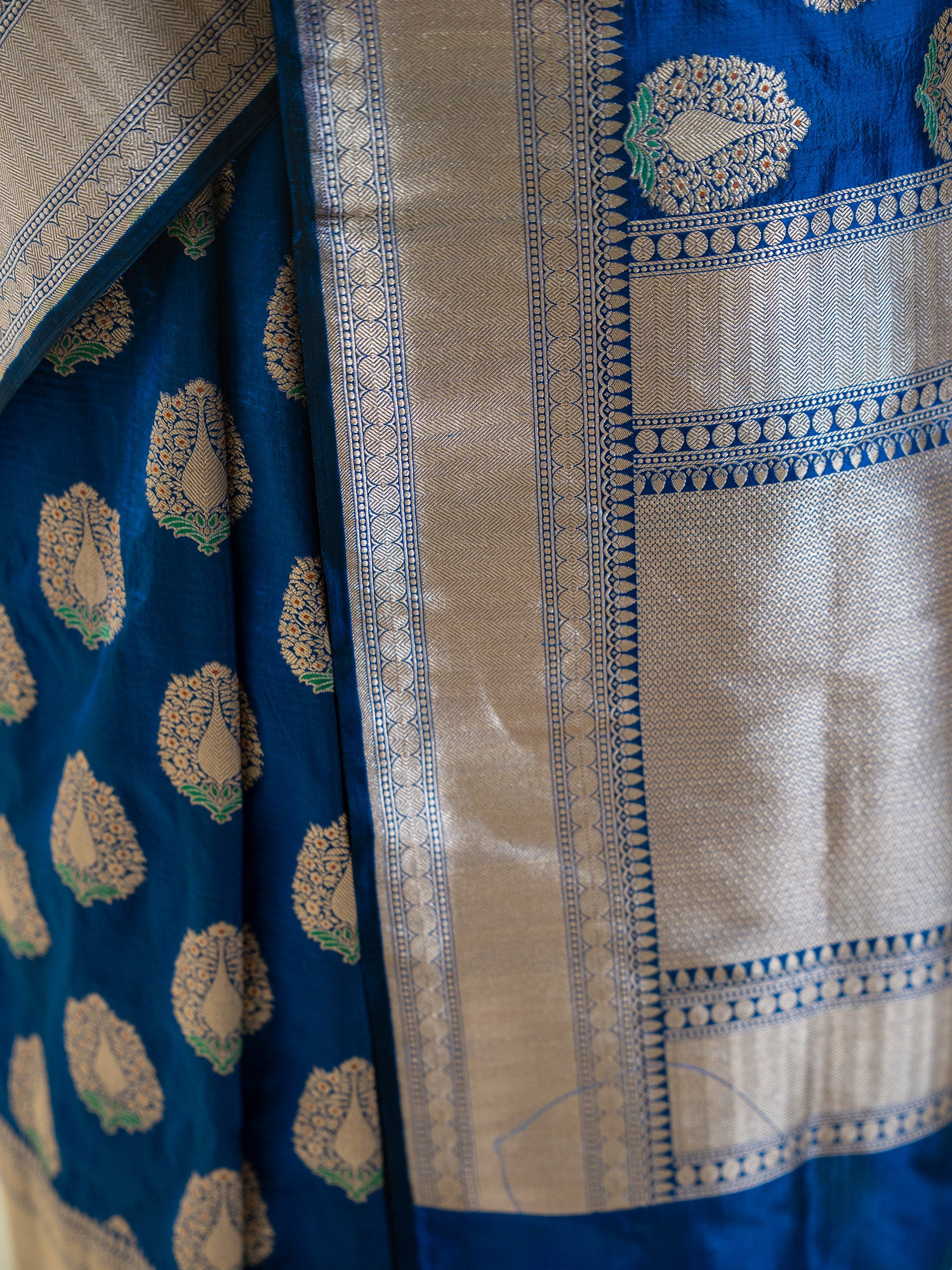 Blue Meenakari Boota Katan Silk Handloom Banarasi Saree - Sacred Weaves