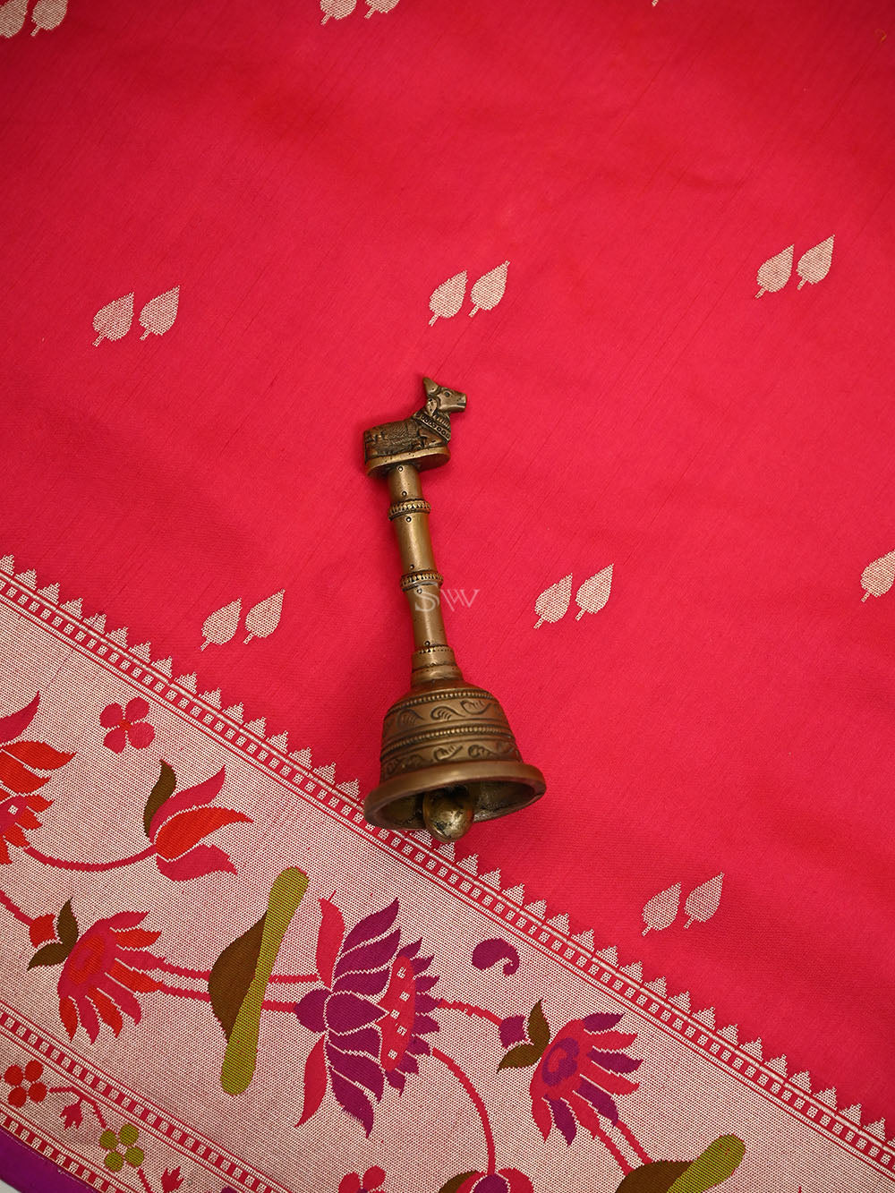 Pink Red Booti Paithani Katan Silk Handloom Banarasi Saree - Sacred  Weaves