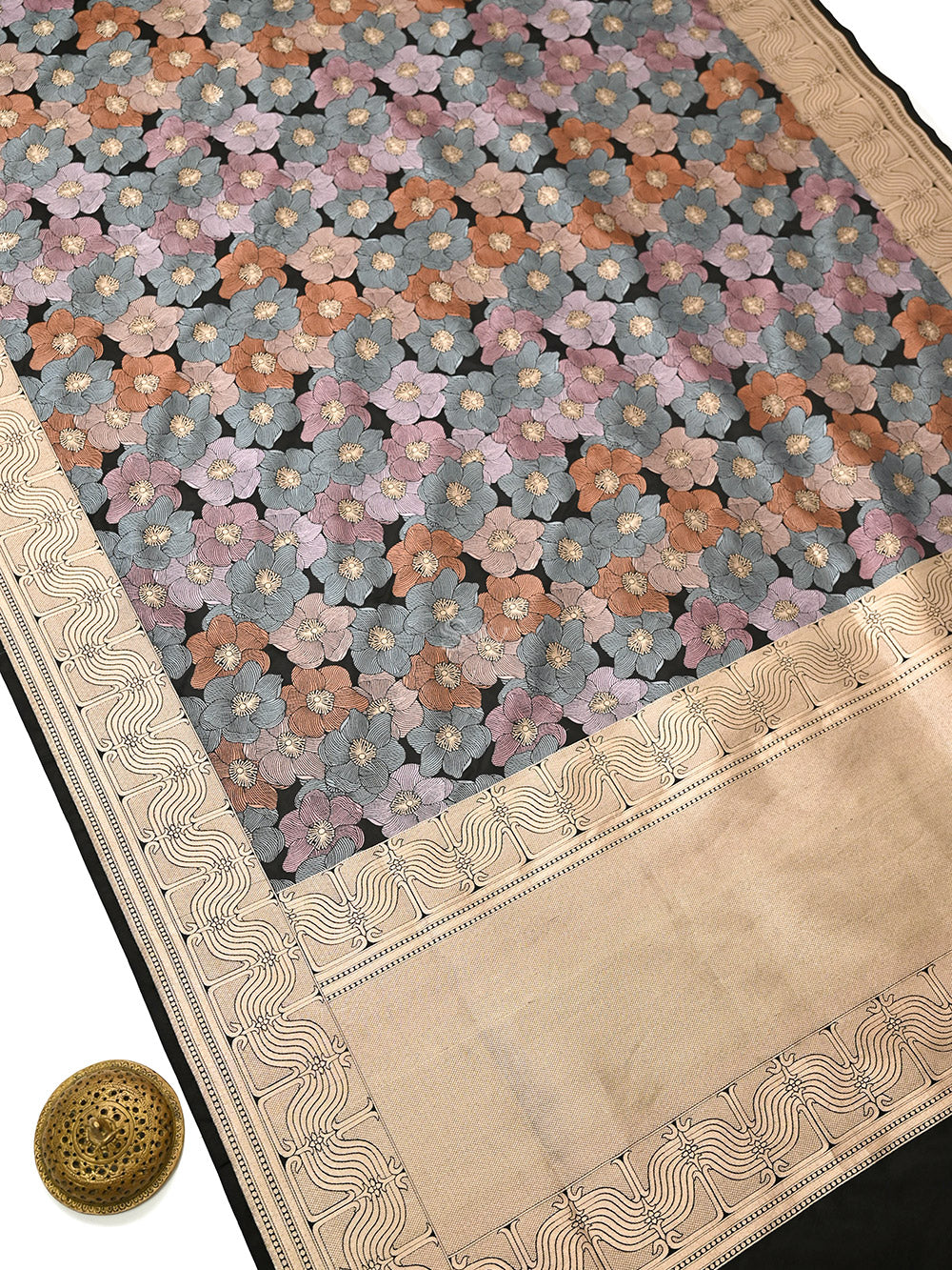 Black Jaal Katan Silk Handloom Banarasi Saree - Sacred Weaves