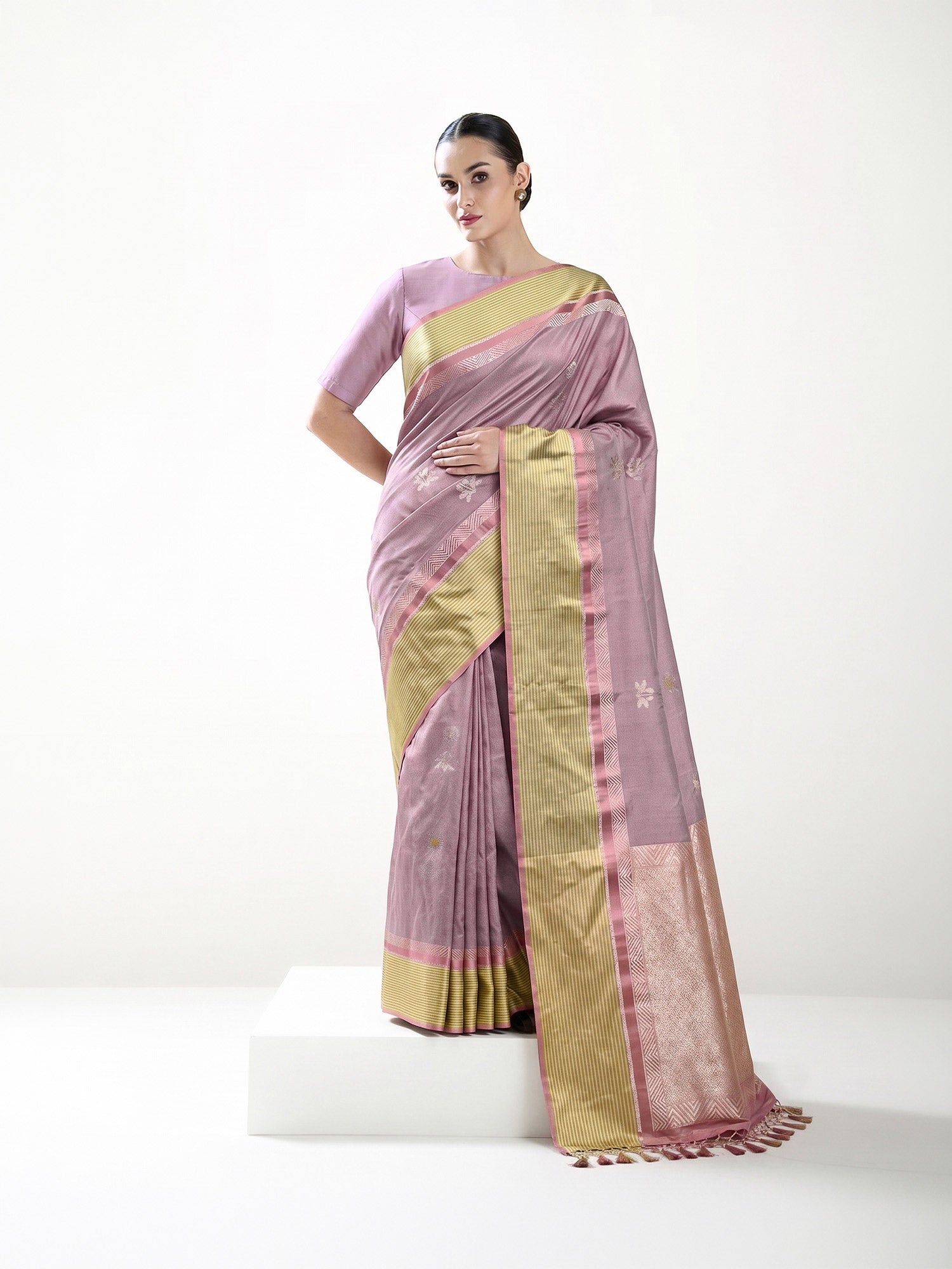 Pastel Pink Booti Tussar Silk Handloom Banarasi Saree - Sacred Weaves
