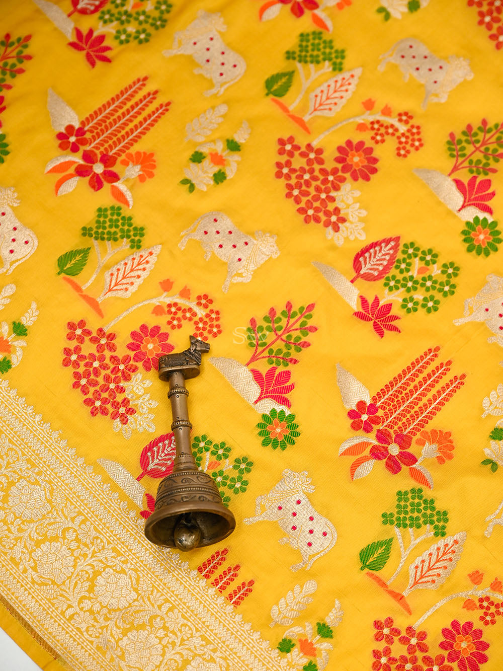 Yellow Shikargah Meenakari Katan Silk Handloom Banarasi Saree - Sacred Weaves