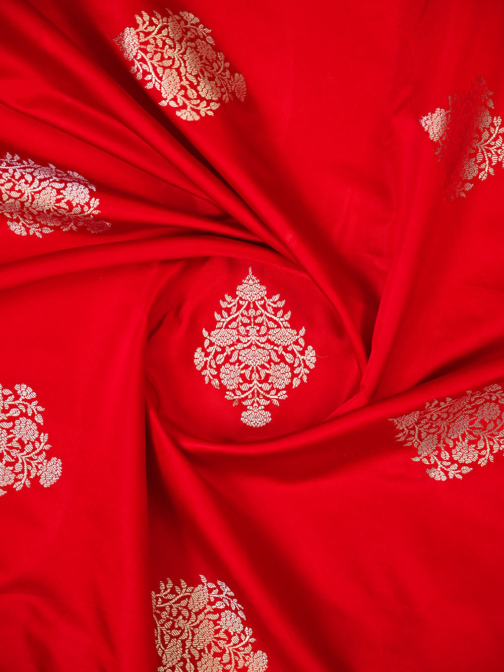 Red Booti Sona Roopa Satin Silk Handloom Banarasi Saree - Sacred Weaves