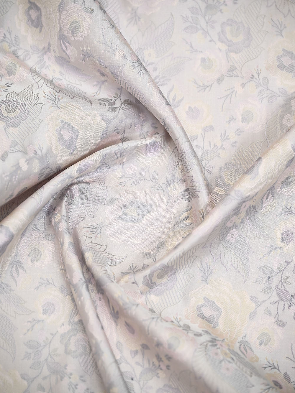 Light Grey Floral Jaal Tanchoi Silk Handloom Banarasi Saree - Sacred Weaves