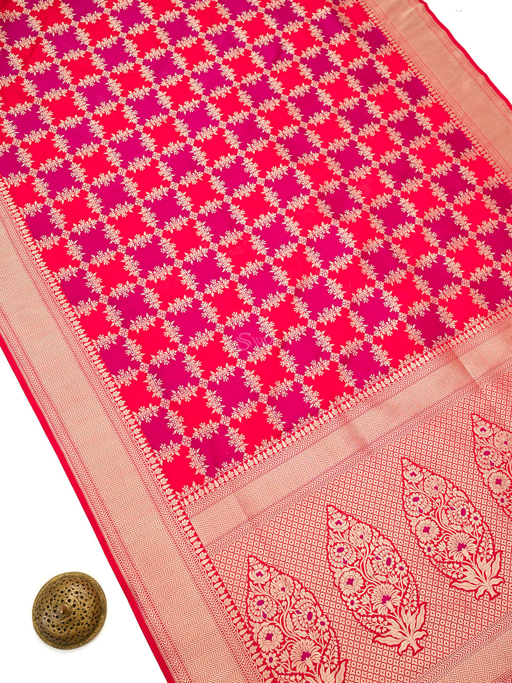Red Pink Rangkat Jaal Katan Silk Handloom Banarasi Saree - Sacred Weaves