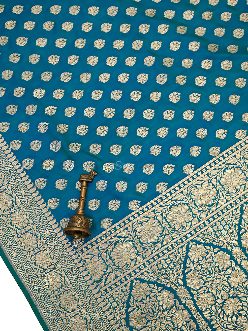 Green Blue Floral Booti Uppada Katan Silk Handloom Banarasi Saree - Sacred Weaves
