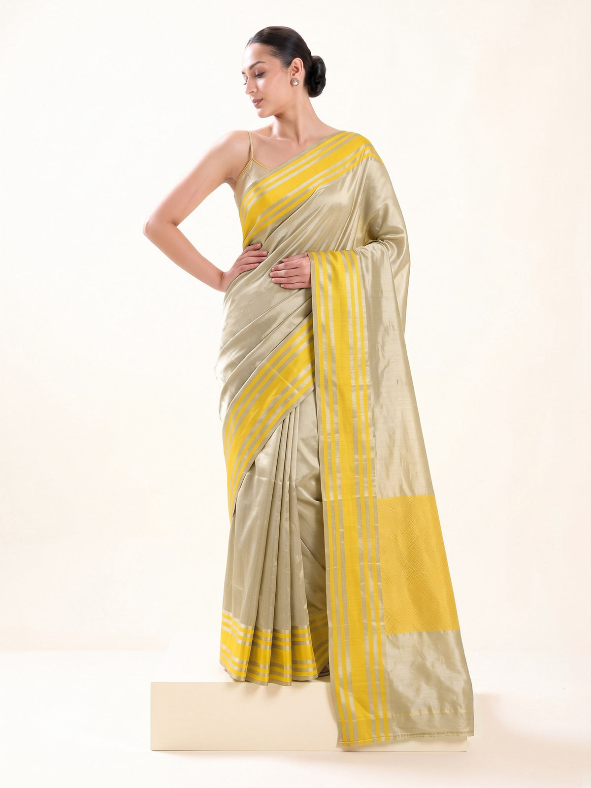 Pastel Olive Plain Katan Silk Handloom Banarasi Saree - Sacred Weaves