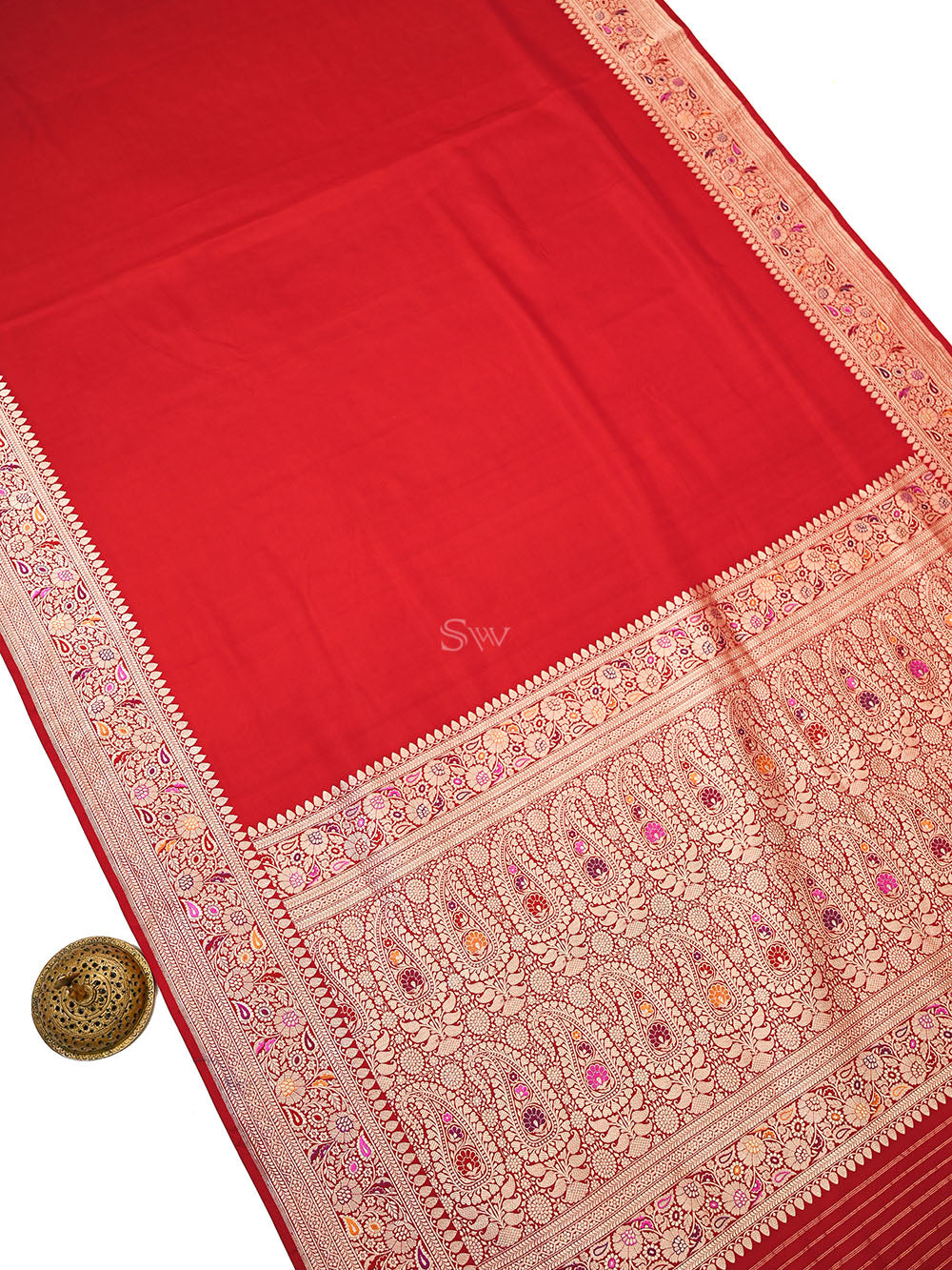 Red Plain Katan Silk Handloom Banarasi Saree - Sacred Weaves