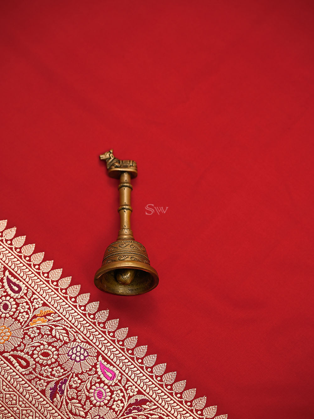 Red Plain Katan Silk Handloom Banarasi Saree - Sacred Weaves