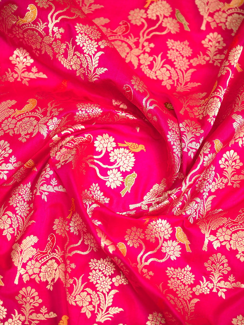Pink Red Shikargah Meenakari Katan Silk Handloom Banarasi Saree - Sacred Weaves