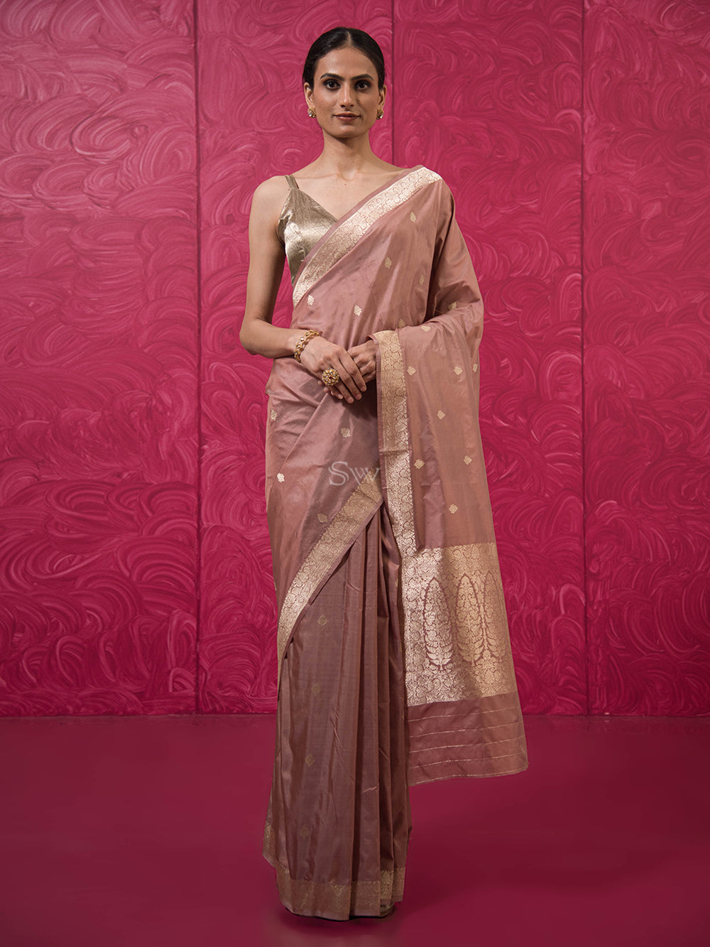 Dusky Pink Konia Katan Silk Handloom Banarasi Saree - Sacred Weaves