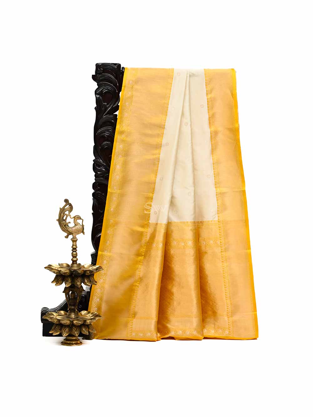 Cream Booti Katan Silk Handloom Banarasi Saree - Sacred Weaves