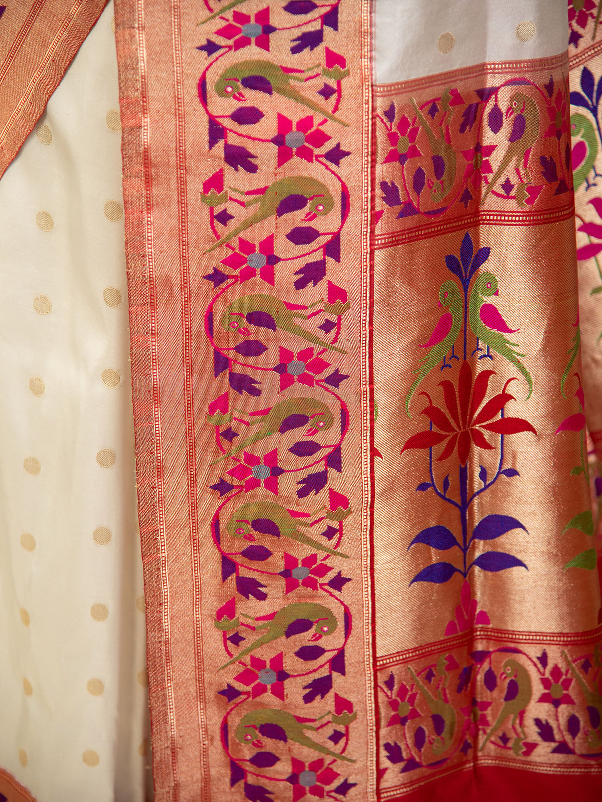 Cream Paithani Katan Silk Handloom Banarasi Saree