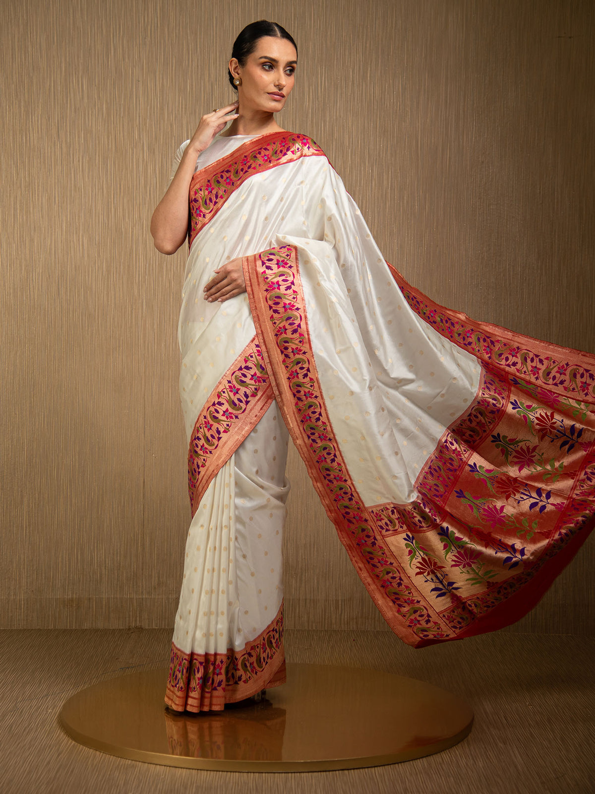 Cream Paithani Katan Silk Handloom Banarasi Saree