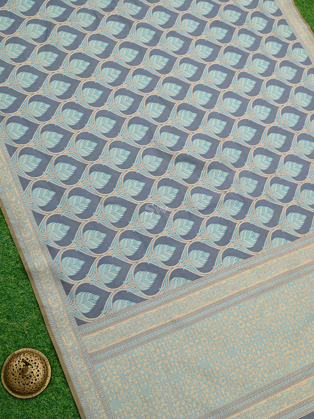 Grey Jaal Cotton Silk Handloom Banarasi Saree - Sacred Weaves