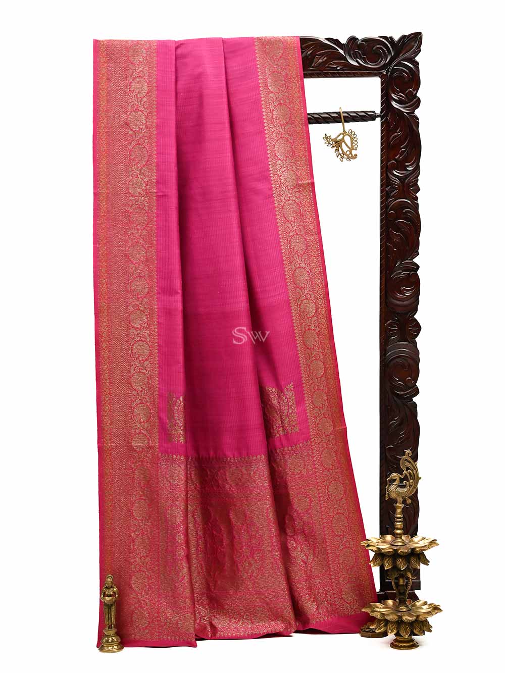 Magenta Konia Dupion Silk Handloom Banarasi Saree - Sacred Weaves