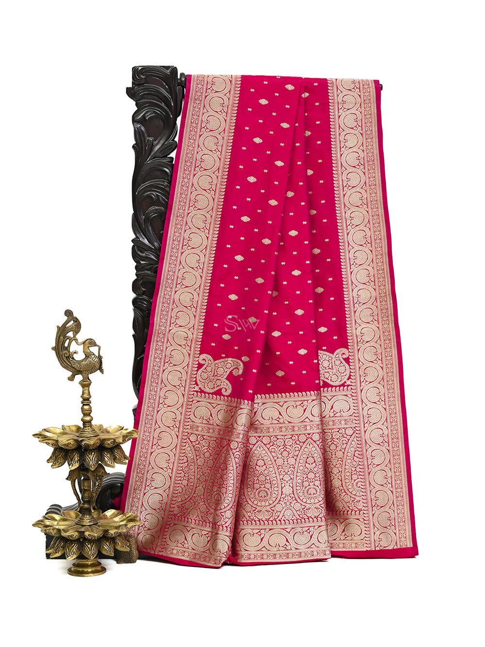 Red Pink Konia Katan Silk Handloom Banarasi Saree