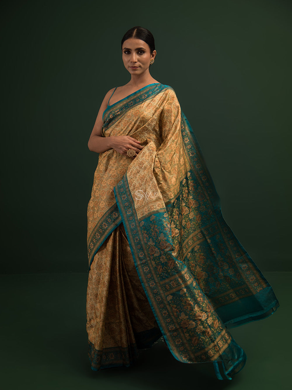 Cream Tanchoi Silk Handloom Banarasi Saree - Sacred Weaves
