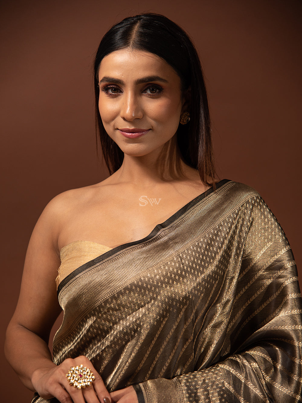 Black Gold Tissue Handloom Banarasi Saree - Sacred Weaves