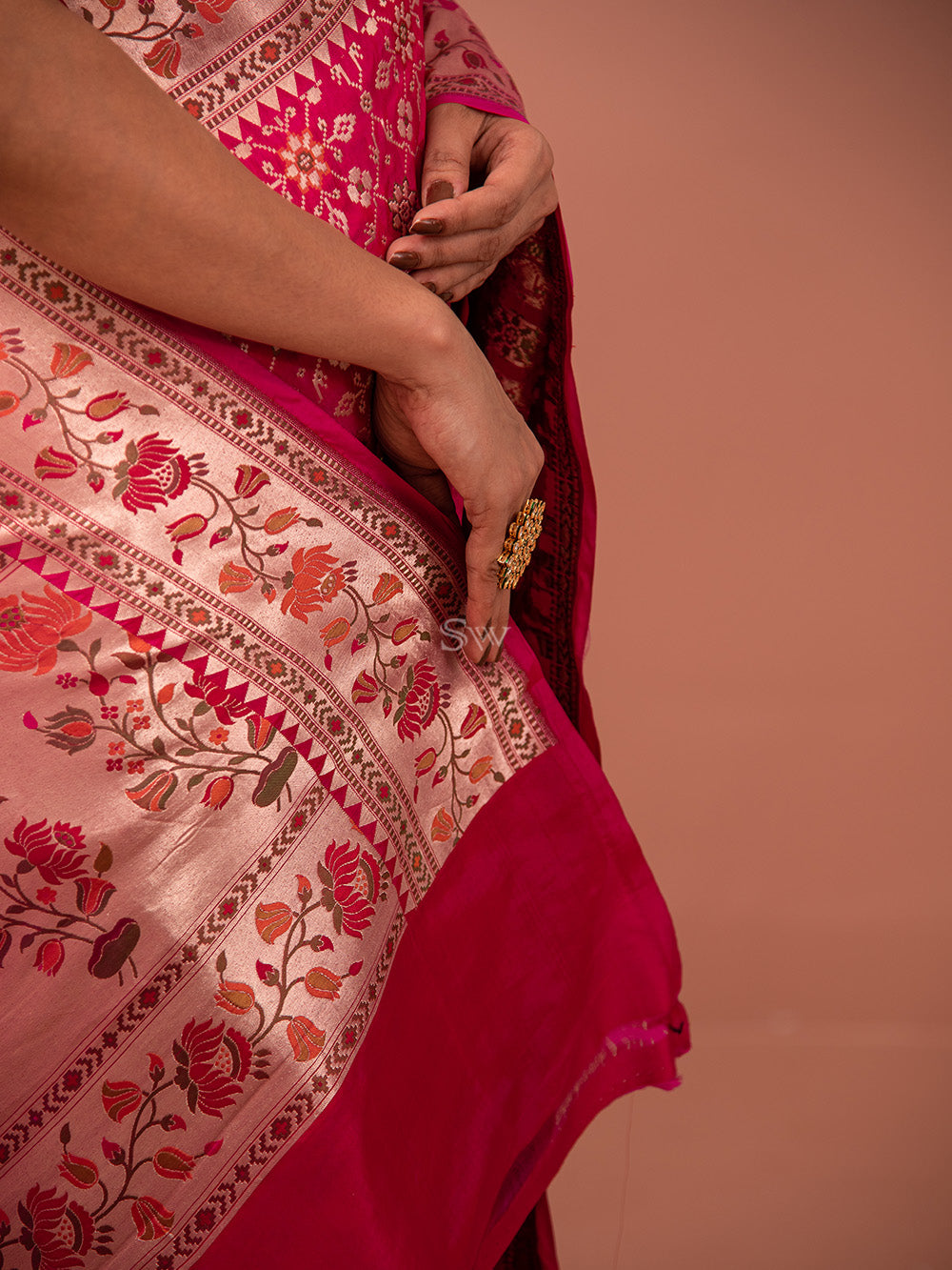 Magenta Paithani Meenakari Katan Silk Handloom Banarasi Saree - Sacred Weaves