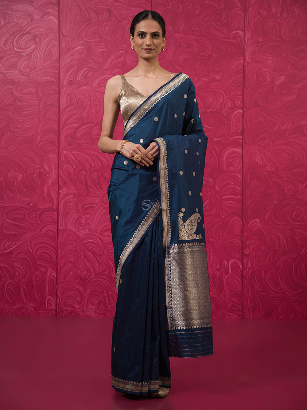 Peacock Green Konia Katan Silk Handloom Banarasi Saree - Sacred Weaves