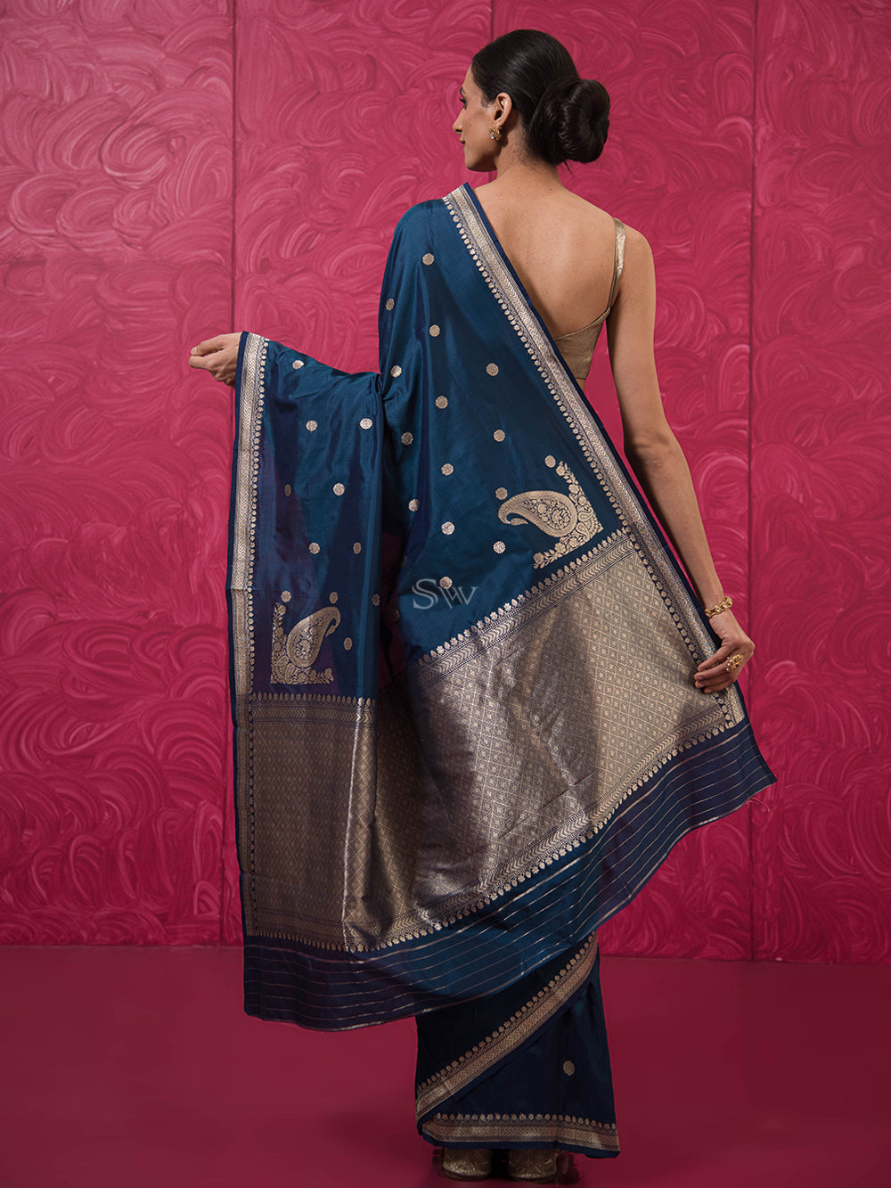 Peacock Blue Konia Katan Silk Handloom Banarasi Saree - Sacred Weaves