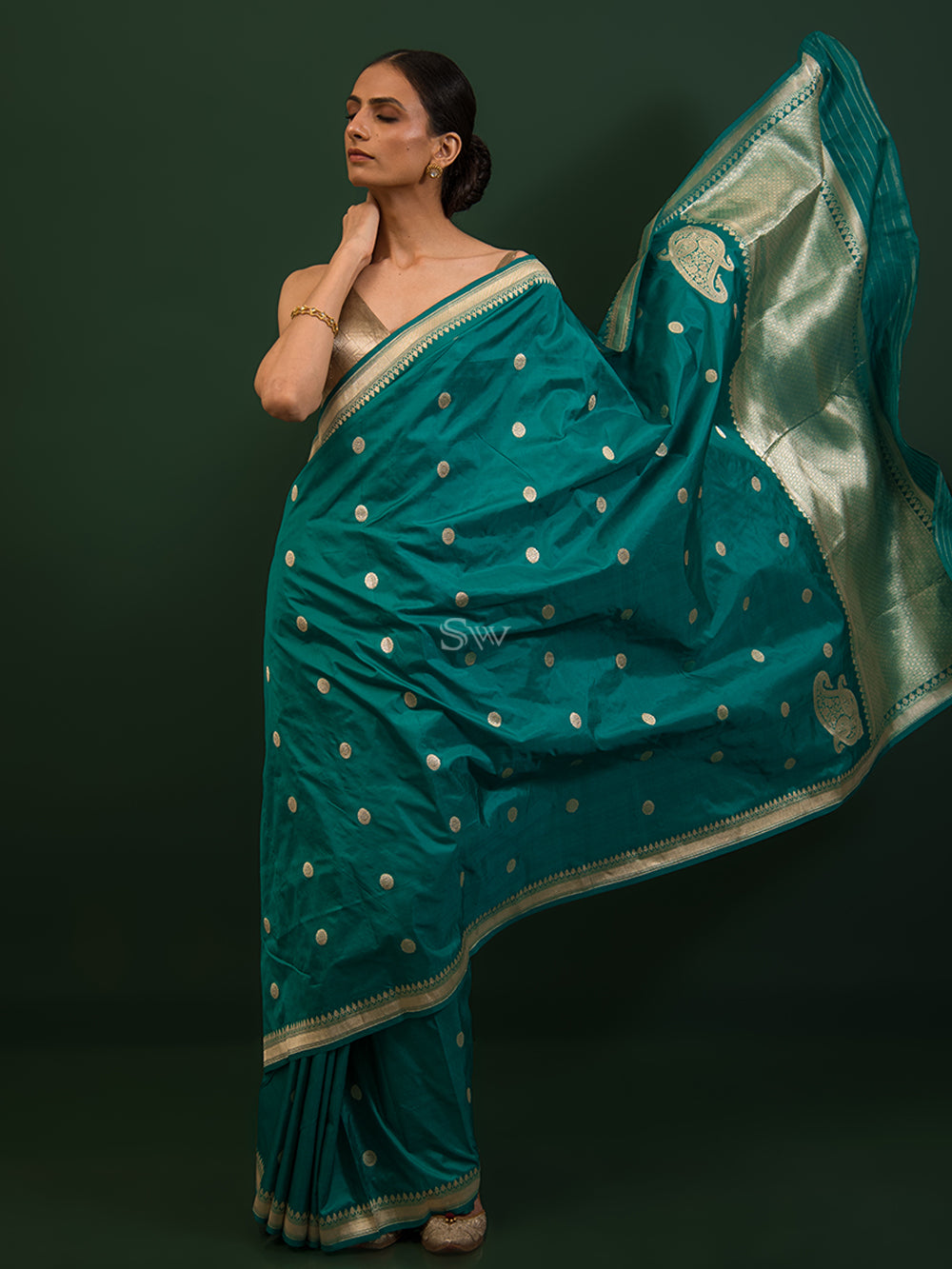 Teal Green Konia Katan Silk Handloom Banarasi Saree - Sacred Weaves