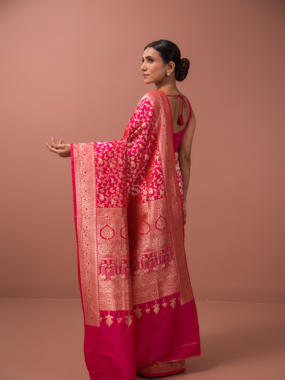 Pink Orange Shikargah Katan Silk Handloom Banarasi Saree - Sacred Weaves