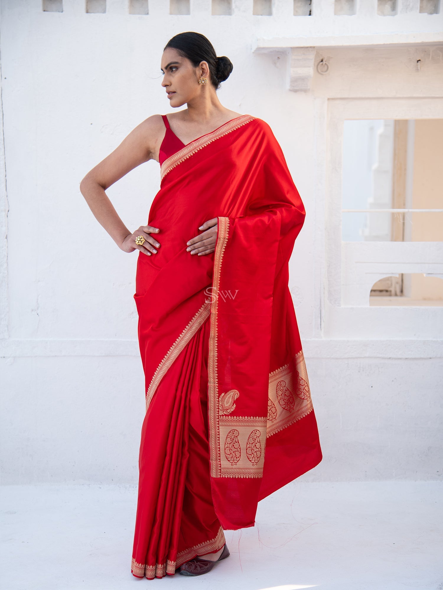 Red Konia Satin Silk Handloom Banarasi Saree - Sacred Weaves